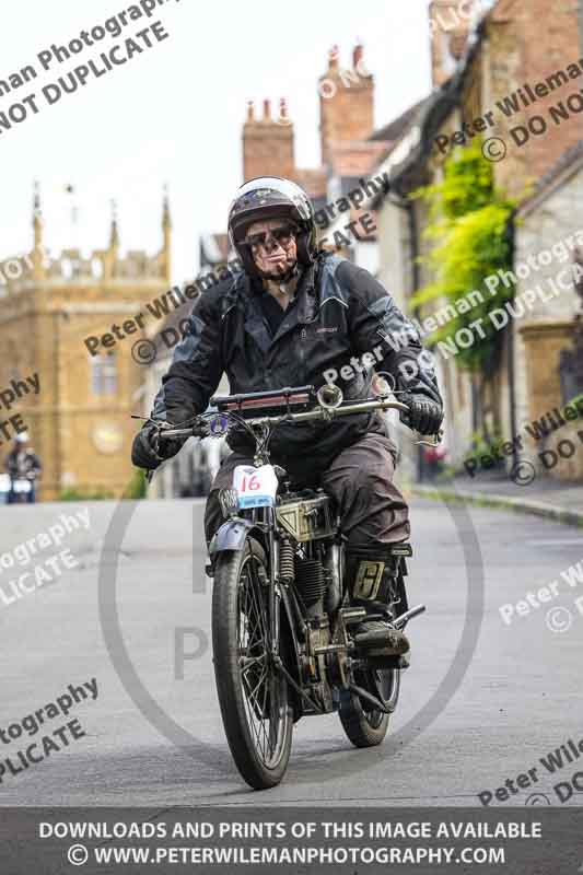 Vintage motorcycle club;eventdigitalimages;no limits trackdays;peter wileman photography;vintage motocycles;vmcc banbury run photographs